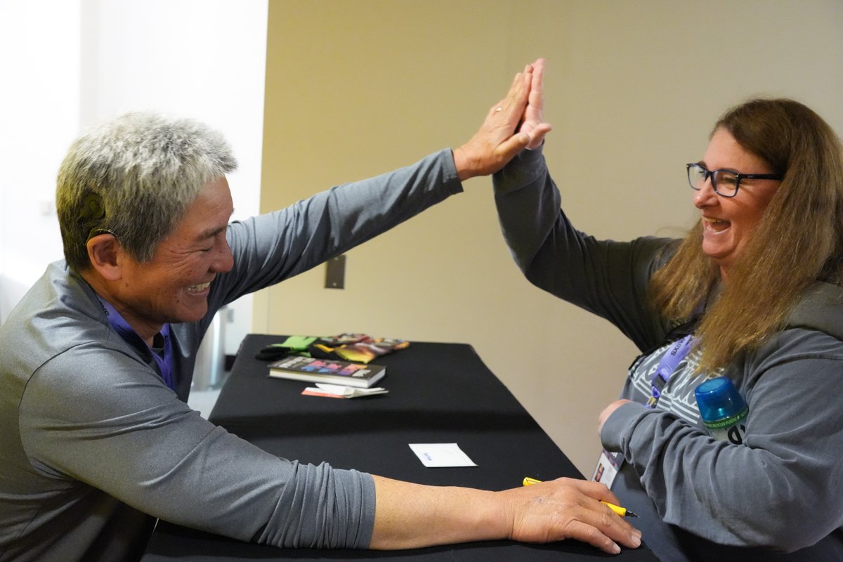 You can attend #SXSWEDU 2025 at the lowest available rate when you take advantage of the limited presale and register to attend by 11:59pm PT on April 15... now that's something worth high fiving for! 🤩🤩 Learn more: ow.ly/4ONj50RbUIT