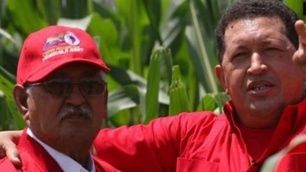 Esteban Lazo, presidente de @AsambleaCuba🇨🇺: 'Lamentamos el fallecimiento del compañero Hugo de los Reyes Chávez, padre del comandante Hugo Chávez. Las más sentidas condolencias a sus familiares, amigos y compañeros ante esta triste noticia'