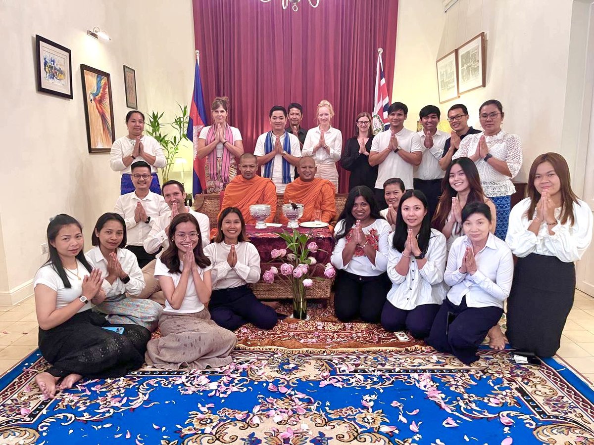 Yesterday my wife, some of the Embassy team & I received a traditional Khmer New Year’s blessing at the British residence. I wish everyone celebrating a healthy and prosperous new year. សួស្តីឆ្នាំថ្មី 🇰🇭 🙏🏼 🇰🇭