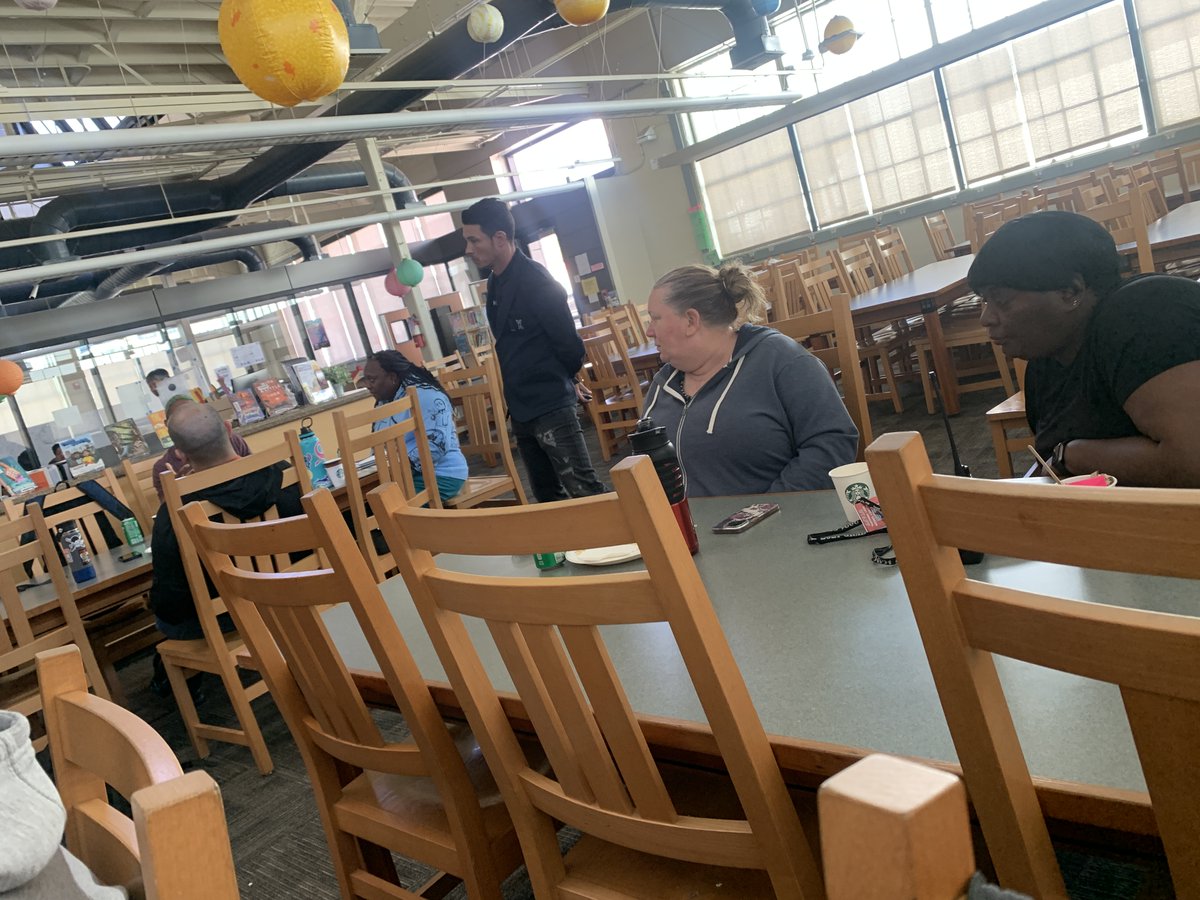 @MarshallEagles1 Coaches at the @PositiveCoachUS Workshop on campus on Tuesday with Reinaldo Caetano. Providing tools to assist with school athletics. @PasadenaUnified @Hchanhill @AudreyDeniseGr2