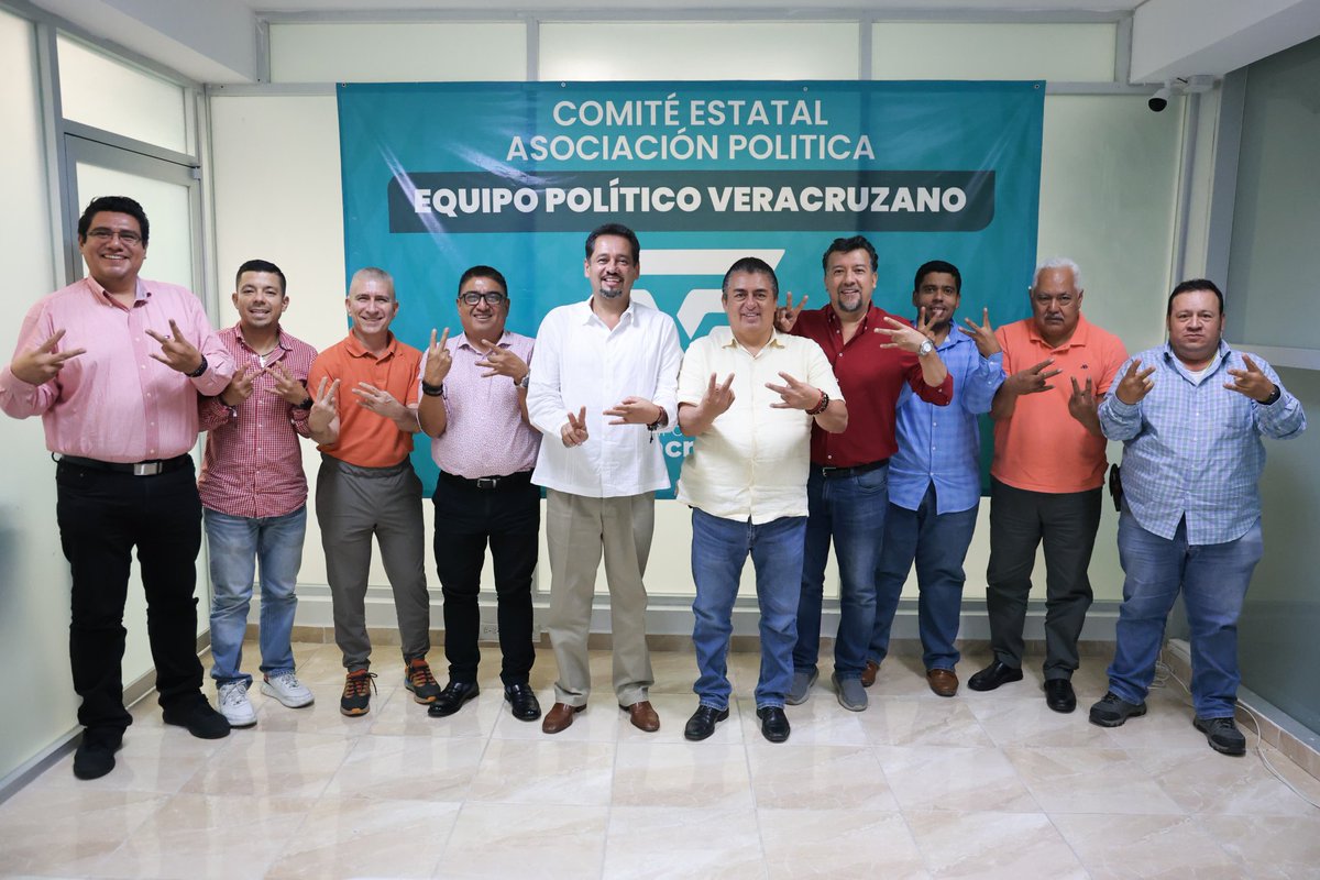 Saludando a grandes amigos y construyendo en Equipo un Mejor Veracruz. Dios les Bendiga hoy y siempre. #EquipoPolíticoVeracruzano #EPV #FXM