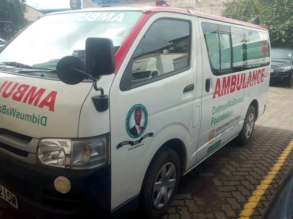 Even though Health is a fully devolved function, the DidmusWaBarasa foundation is saving lives by offering free AMBULANCE services for all accross Bungoma. Giving back to the society. Together we achieve even more. #DidmusBarasaGov27