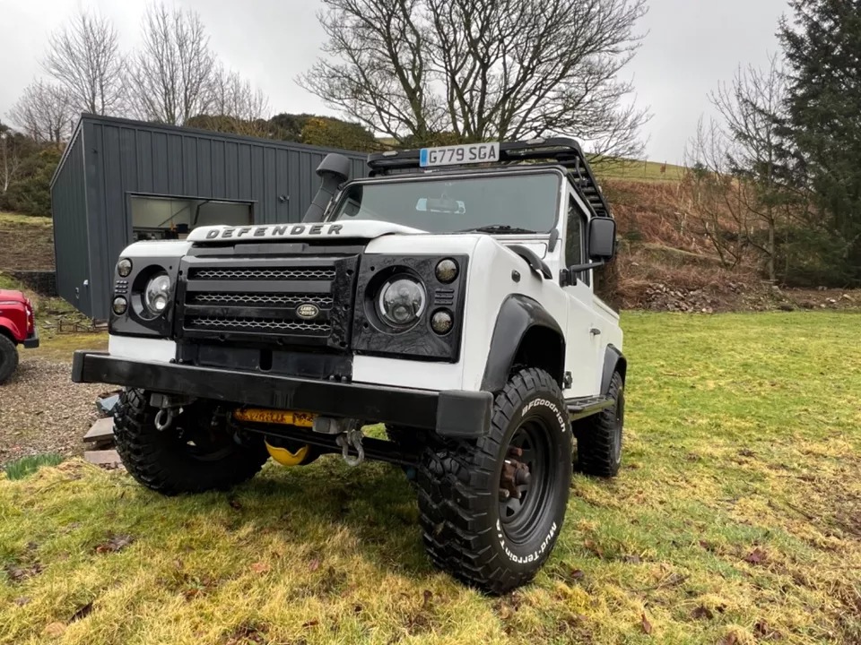 Ad:  Land Rover Defender 90 300tdi with galvanised chassis and bulkhead
On eBay here -->> ow.ly/ESZX50RbXOS

 #LandRoverDefender #Defender90 #300tdi #GalvanisedChassis #OffroadLife #ClassicCars