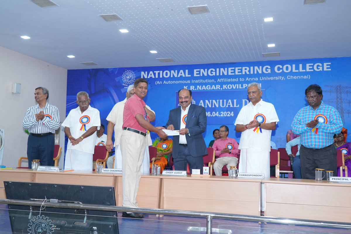 40th Annual Day Celebrations: Congratulations 👏👏👏Dr.N.B.Prakash, Prof/EEE for Faculty research incentive for the Academic Year 2022-2023
@NECKVP
#ThinkEEEthinkNEC #necplacement #NECAlumni #Nationalengineeringcollege #kovilpatti #tamilnadu #Placement2024 #annualday