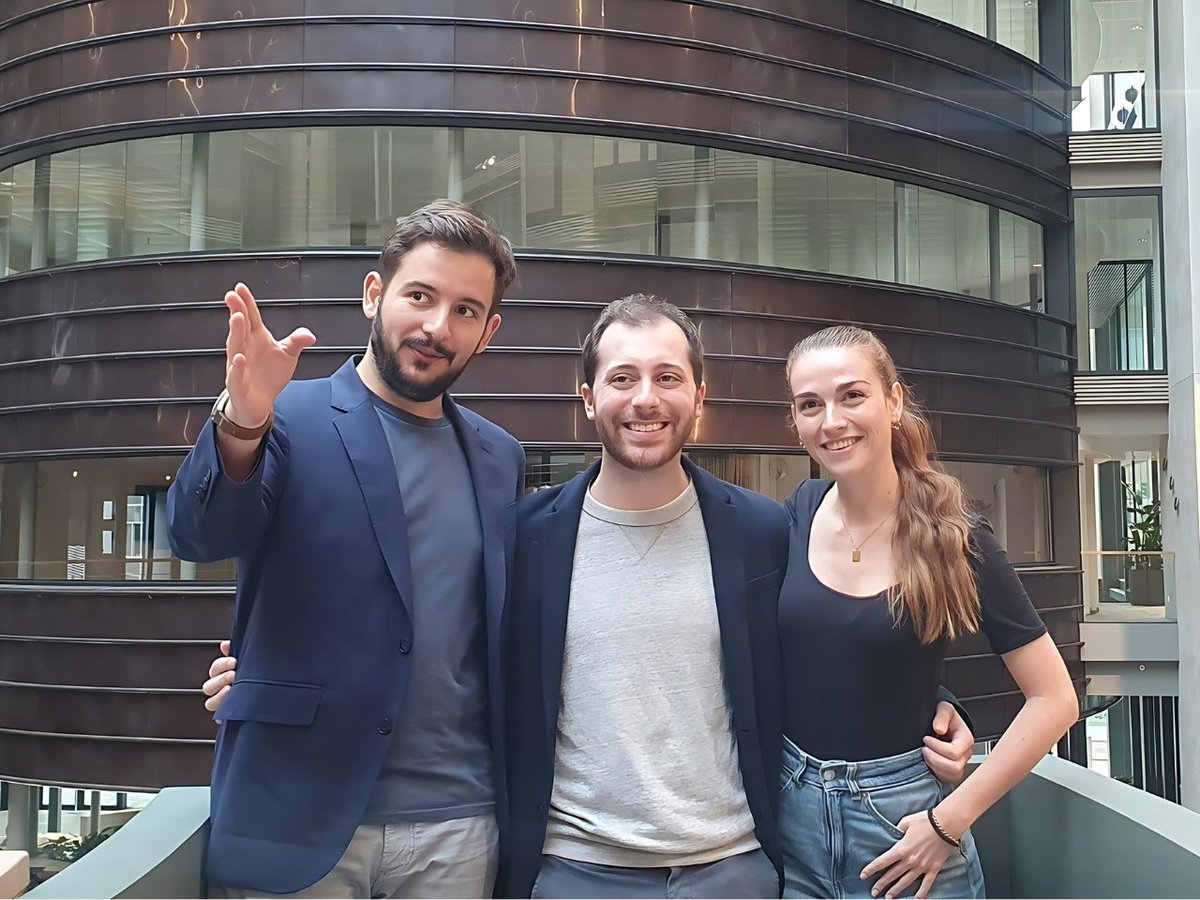 Investment News: 📣 Avenir secures £420K Pre-Seed investment Backed by investors including SFC Capital✨ Congratulations Jeremy Bensoussan, Stefan Rotarus, Andrea MacDonald and Team! Full press release here: uktechnews.info/2024/04/09/ave… #UKTechInvestmentNews #Deallite #PreSeed