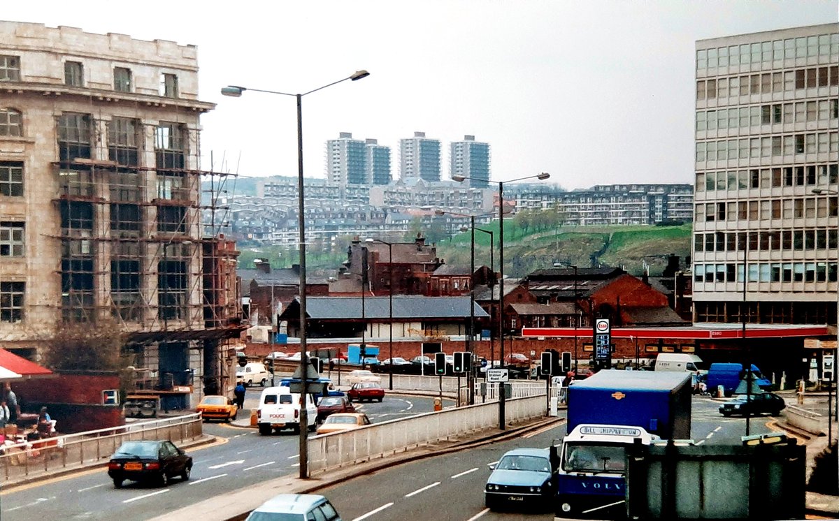 The view from Park Square, 1989. Woodside flats on top of Pye Bank. #Sheffield