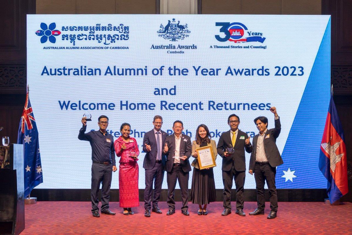 Signing off. 

It has been a privilege to represent 🇦🇺 in 🇰🇭. 

Tara and I want to thank the wonderful Embassy team &amp; everyone who made our time here so rewarding. 

We leave inspired by Cambodians who are working every day to make their homeland a better place.