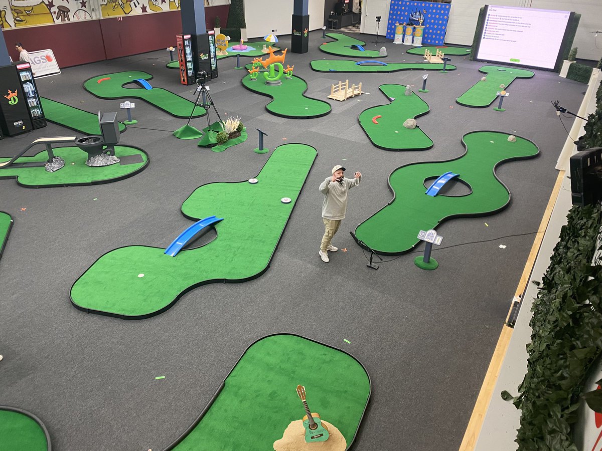 We built a mini golf course in the @barstoolchicago office @Jerrythekid21 is streaming until he gets a hole in one on all 18 holes Might be a long night @JerryAfterDark