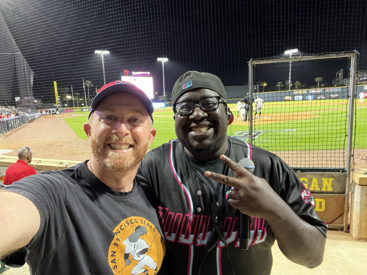 Got the chance to say hi to @theMCwale at the @JaxShrimp game!