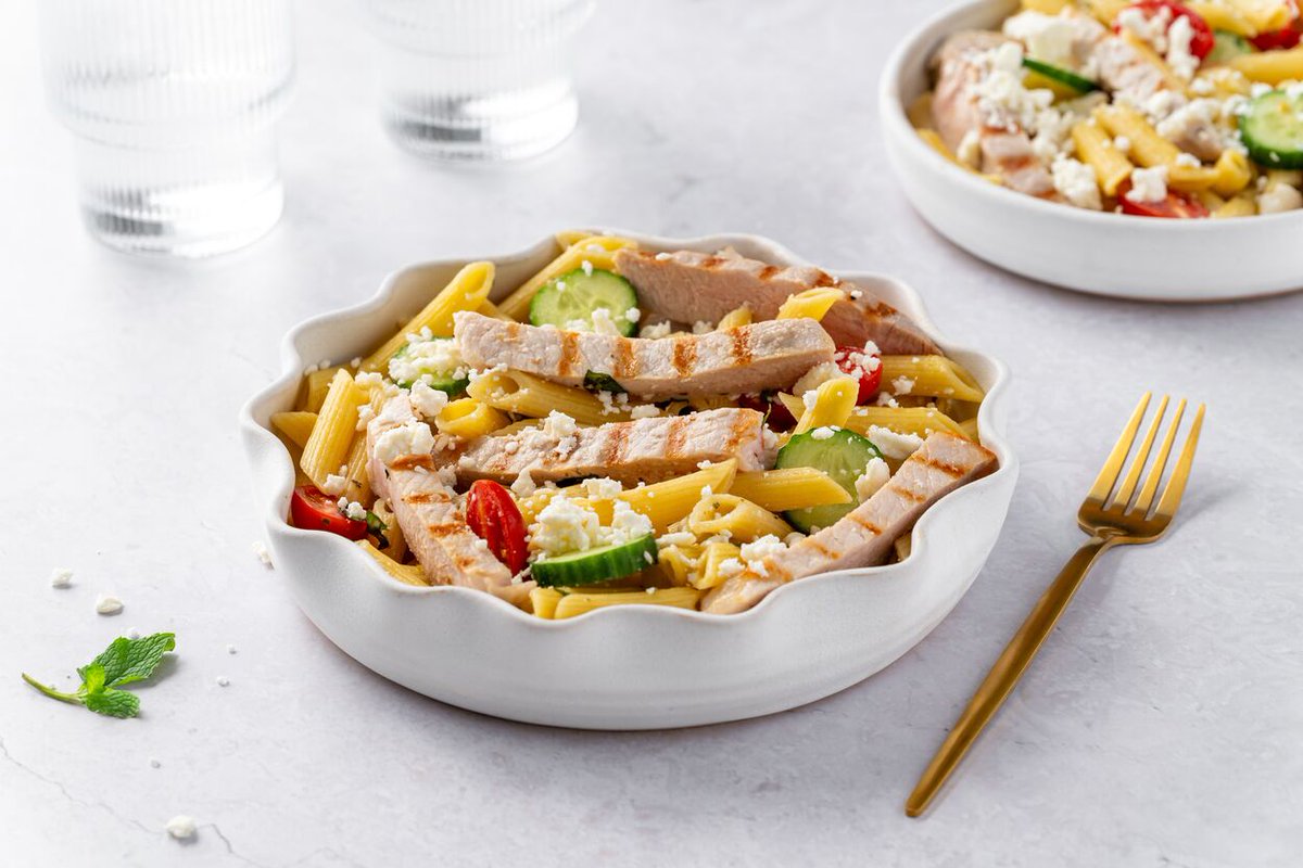 Make your #tastebuds sing with this #Mediterranean #PastaSalad. ✨ 🍽️ This dish is a harmony of #tenderpork, crisp veggies and a zesty Mediterranean vinaigrette. 🎶 bit.ly/2XGUM16