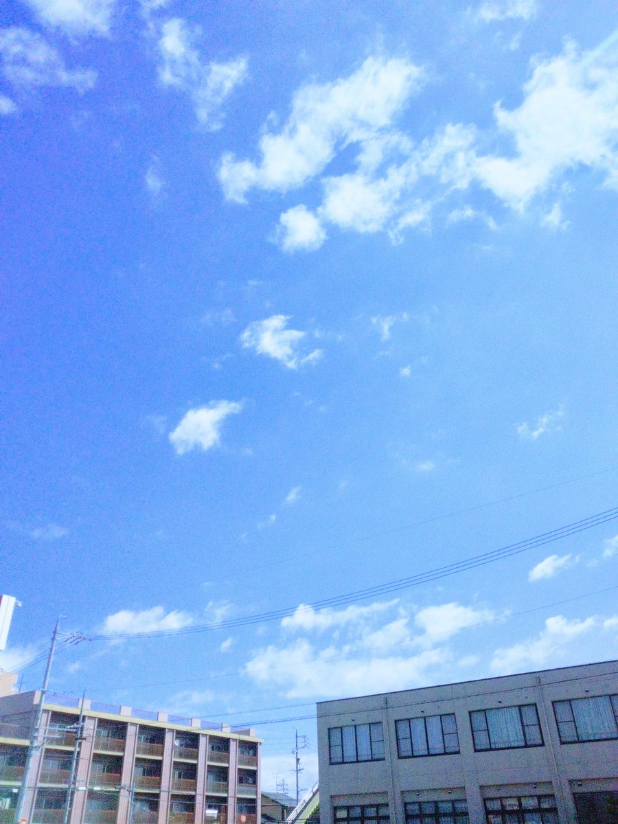 おはようごダイハツ🚗
水曜日 #岐阜市 のお天気は☀

気持ちのいい朝ですね🍀🍀🍀

実は中の人が健康診断の為、いつもと違うポストになってます😅

バリウム飲むのイヤだなぁ…💦
では行ってまいります

#企業公式春のフォロー祭り 
#企業公式相互フォロー
#企業公式が毎朝地元の天気を言い合う