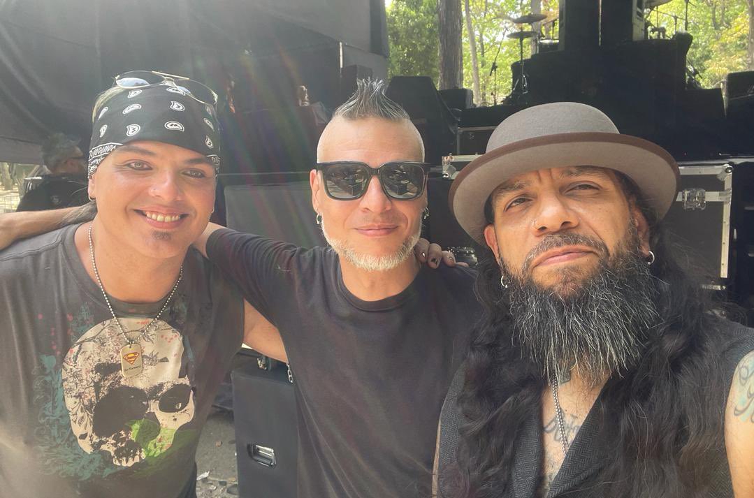 Dirty fuckin’ Trizzy

<a href="/DirtyTrizzy/">Dirty Trizzy</a> #ClassicHardRock #RockBand #Caracas #PowerTrio