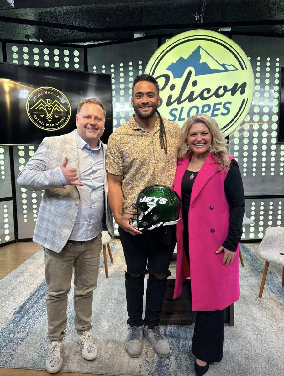 Great discussion today on the Retail War Games podcast with John Bowers & Jeanette Bennett, hosted by Jeremy Brockbank at Silicon Slopes, addressing a wide range of topics. It was fun to meet pro athlete Harvey Langi - we even had a discussion in Tongan! My entrepreneurial