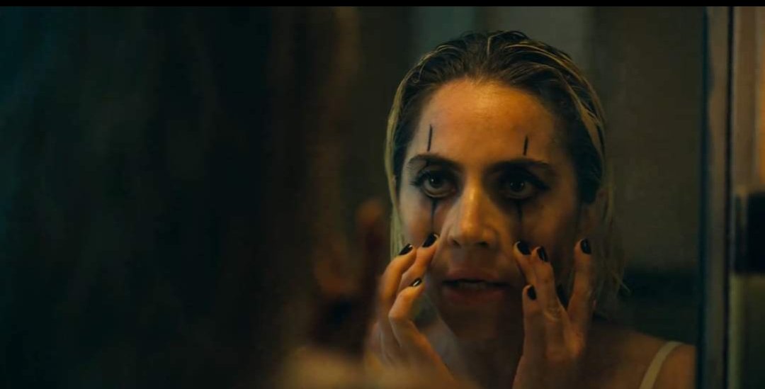 Lady Gaga está deslumbrante no trailer 

#JokerTrailer #JokerFolieADeux