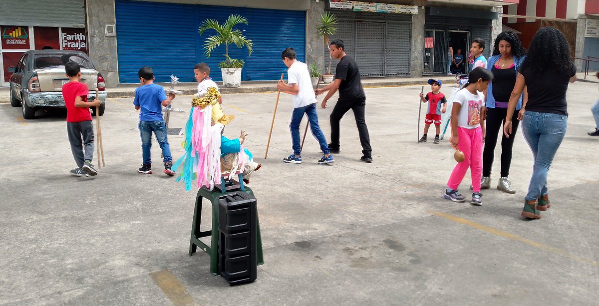 Cofradía de los Pastores del Niño Jesús de Los Teques, dió inicio a los talleres de los Núcleos de Iniciación y Transmisión de Saberes desde su sede en las Residencias Caracas, con el fin de incentivar a niños y jóvenes de las comunidades cercanas a conocer esta expresión.