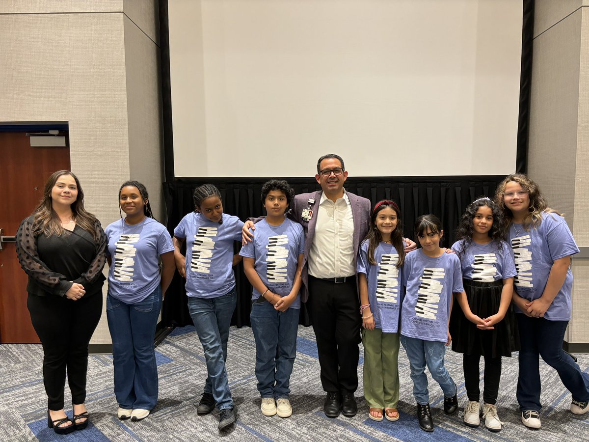 BaneElementary's tweet photo. 🎼🎤 The CFISD Choral Festival was amazing 🤩 We are so proud of our students who worked very hard to prepare for this event under the direction of our music teacher, Ms. Martinez. #BanePRIDE 
@CyFairISD @ElaineWaier @cdiazcfisd https://t.co/cK7gsXI2vO