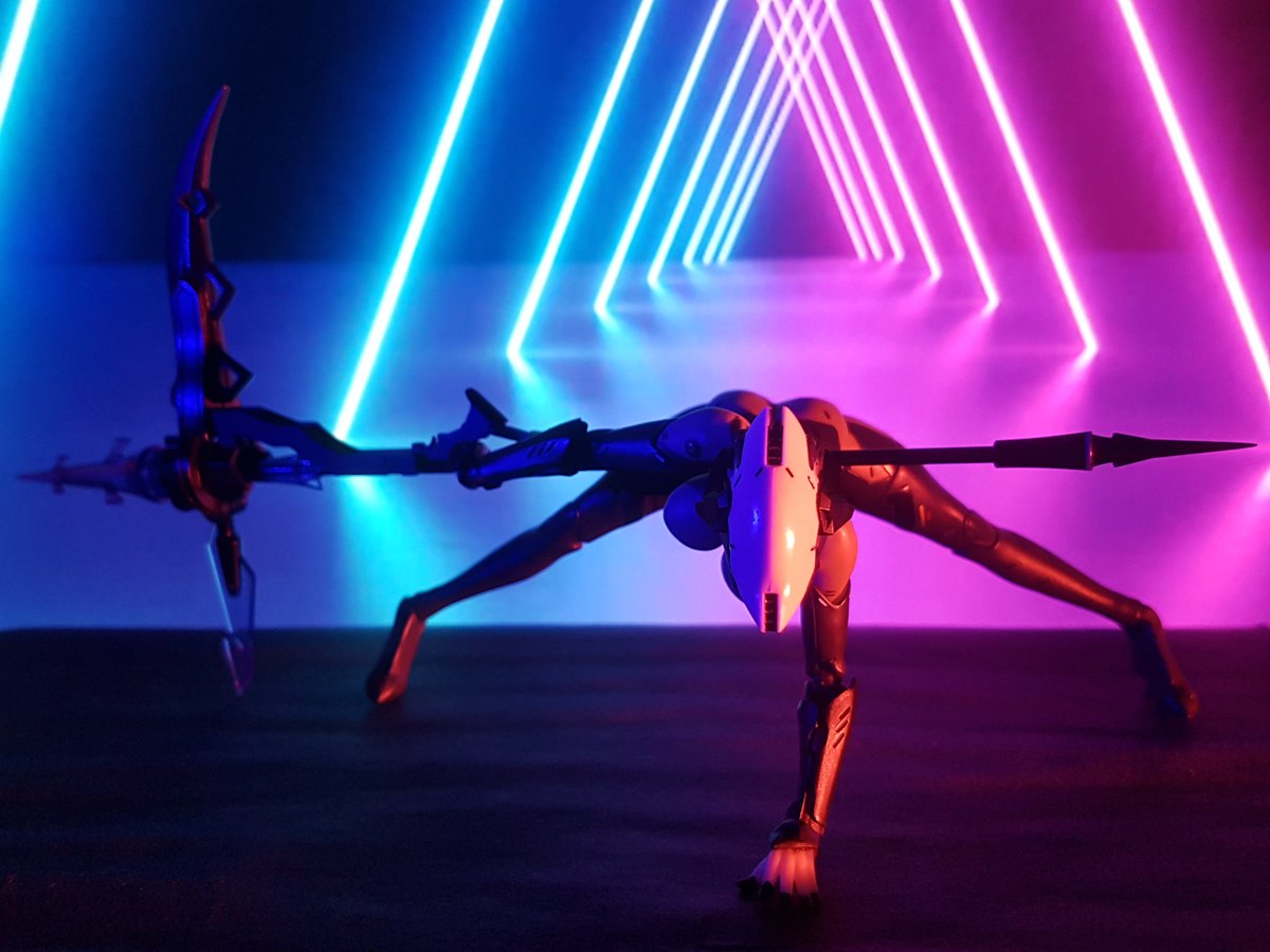 TheLocalBard's tweet image. She looks good with the scythe, spear, and crossbow weapons!

#SnailShell #SnailShellAssassin #Assassin #ToyPhotography @wozhike