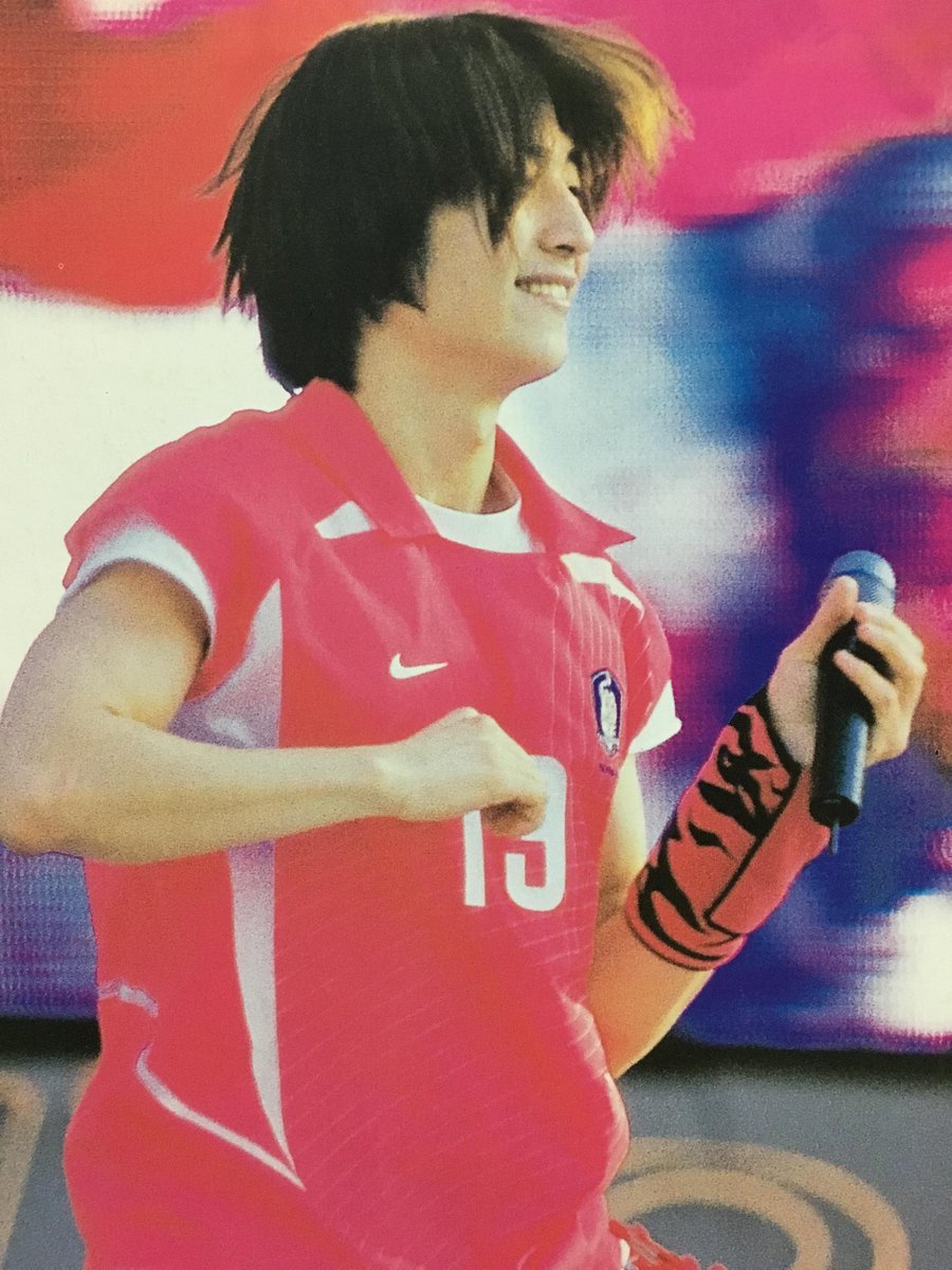 전에 주웠는 건데 진짜 2002 지오디 내 눈으로 보고 싶어... 너무 옙부잖아.....