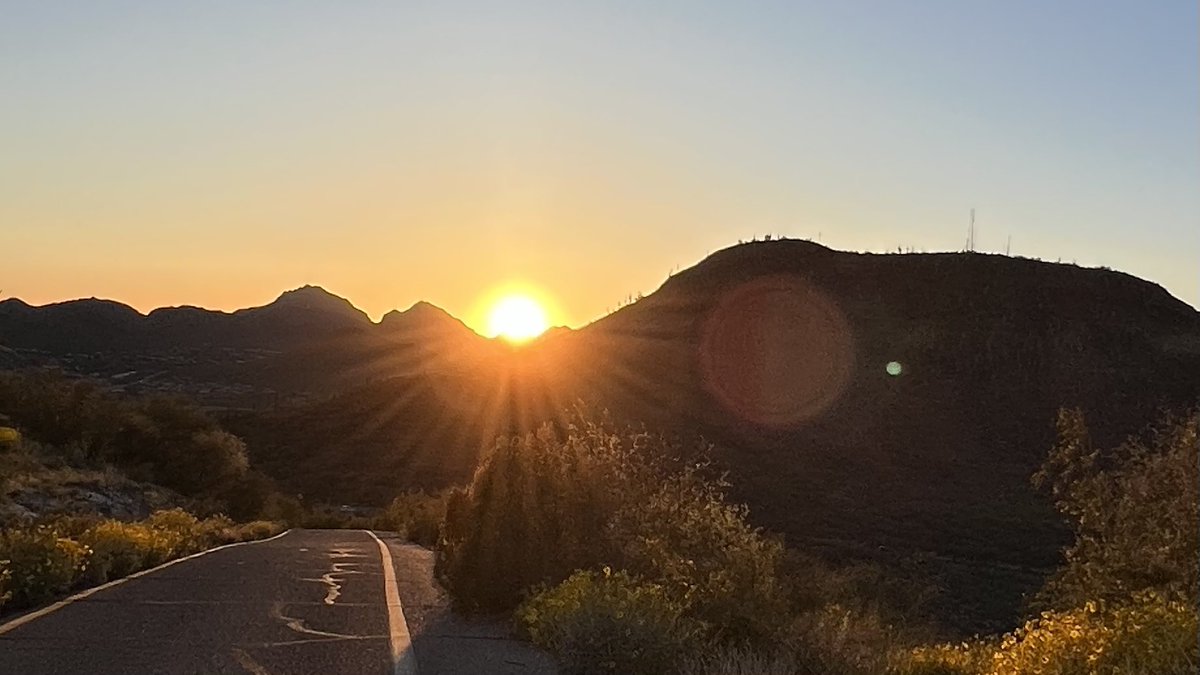 Tucson sunset.  😎
I ♥️ my Arizona! 🌵

#ArizonaLife