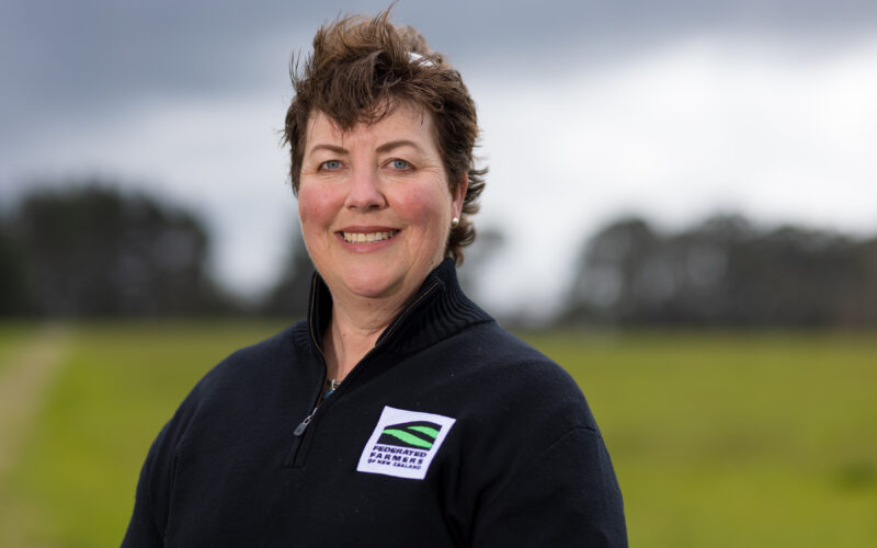 Listen | Sandra Faulkner @FedFarmers national board member discuss the drought services on air with Andy Thompson Listen: podtrac.com/pts/redirect.m…