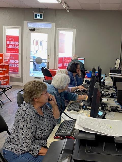 Thank you to all of the volunteers who are knocking on doors and making telephone calls from across Ontario! Together, we will turn Lambton-Kent-Middlesex Liberal red on May 2nd! #ONpoli #LambtonKentMiddlesex #LKM #Cathy4LKM #OLP #CDNpoli #AddWomenChangePolitics #LPC