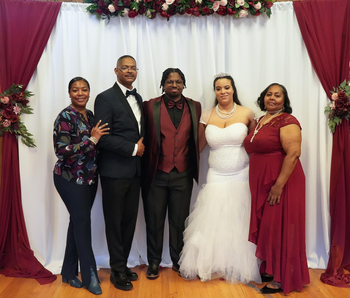 YAHSquad tweet media