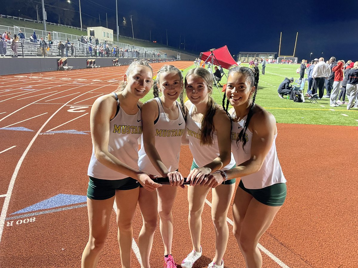Hempstead Girl's T&F tweet media