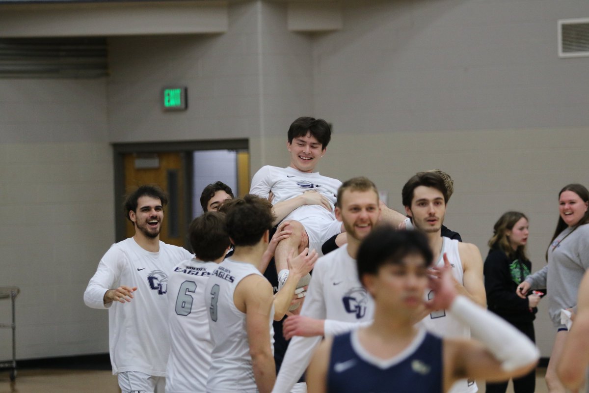 Men's Volleyball's final home match ends in a 3-0 sweep of Siena Heights.

cugoldeneagles.com/news/2024/4/9/…

#TogetherweSOAR