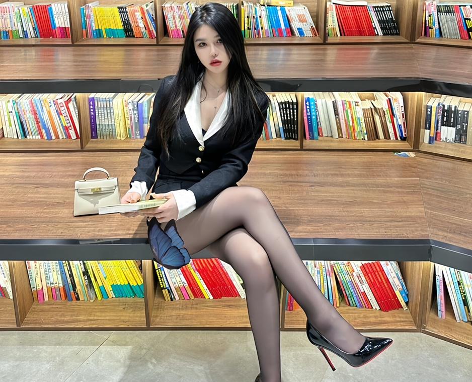 SeanPatel228555's tweet image. #美女 #写真 #秀人