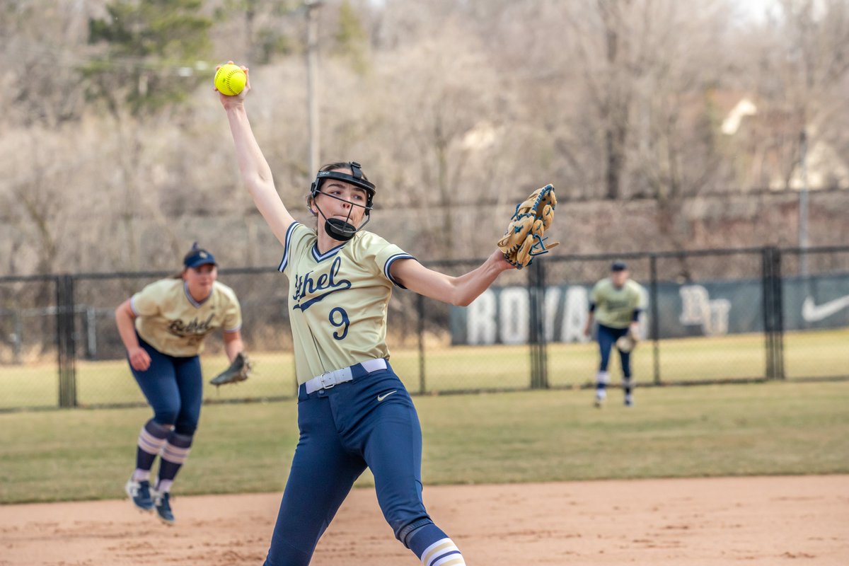 BethelRoyals's tweet image. Sunshine and shutouts today for @BethelRoyalsSB in their home opener against St. Olaf. #RoarWithUs x #d3sb

RECAP: athletics.bethel.edu/news/2024/4/9/…