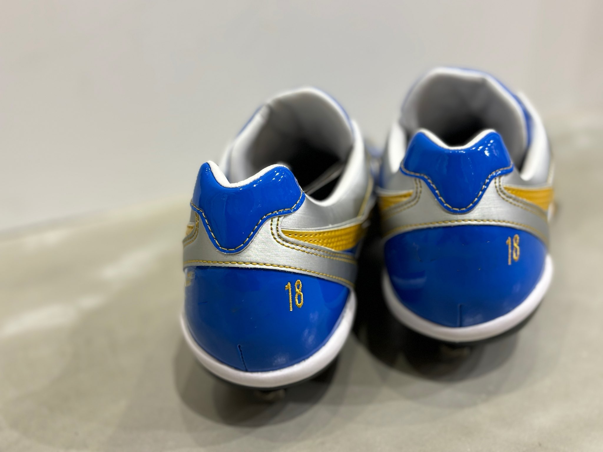 シューズ(男性用) ASICS GEL-RESOLUTION 9 OC 27.5cm 楽天市場】卓球 シューズ 22cmの通販