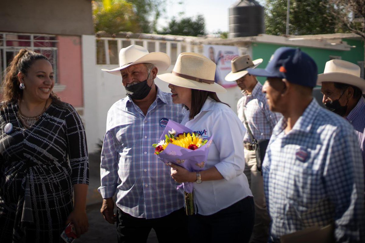 🫂¡Este es el #ValorDeEstarJuntos! Porque gobernar es dar resultados, estar cerca, escuchando a las familias y a los vecinos. Recorriendo cada rincón de nuestro #Irapuato.