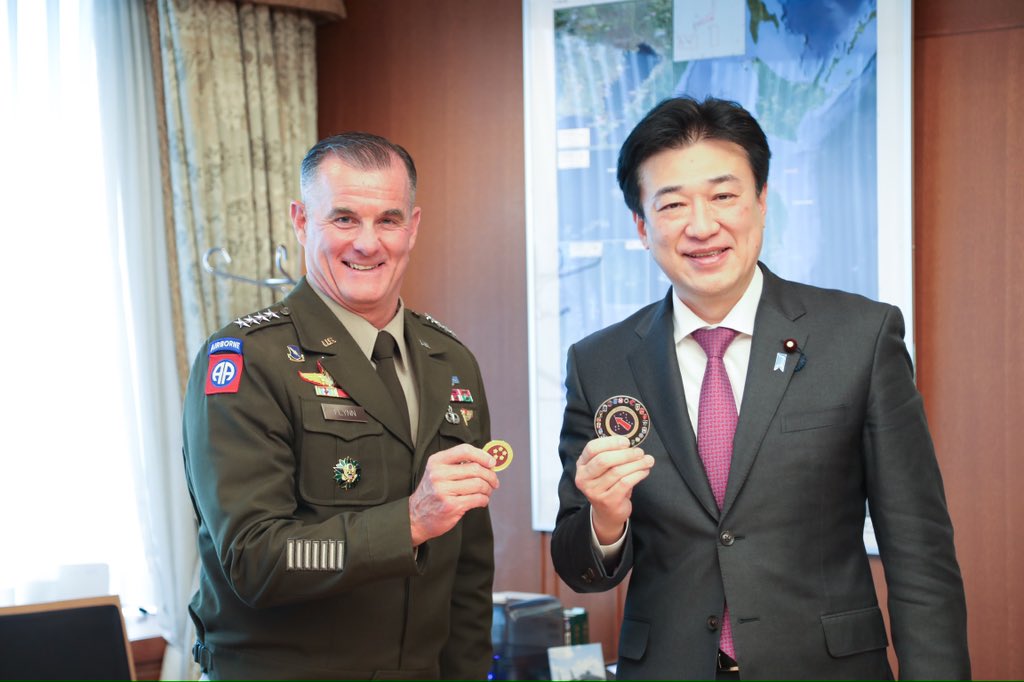 Committed to the #USJapanAlliance! 🇺🇸🇯🇵

Grateful to DM Kihara for his support of the @USArmy, @JGSDF_pr, and the Landpower Network!

A #FreeandOpenPacific requires a whole of government approach with all of our Allies and Partners in the region.

#ArmyinthePacific

@USARPAC…