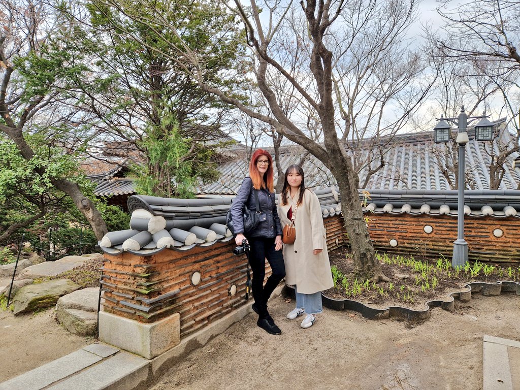 DoctorChungie's tweet image. We loved reconnecting with our former #DLL @IOE_London MA Early Years Education student, Hyebin, during our @UCL_Global #GlobalEngagementFundvisit to Seoul! #WeAreIOE #UCLGlobal #LoveUCL #UCLGlobal @DrRachaelLevy1 @ILC_IOE #earlyyears #EarlyChildhoodEducation