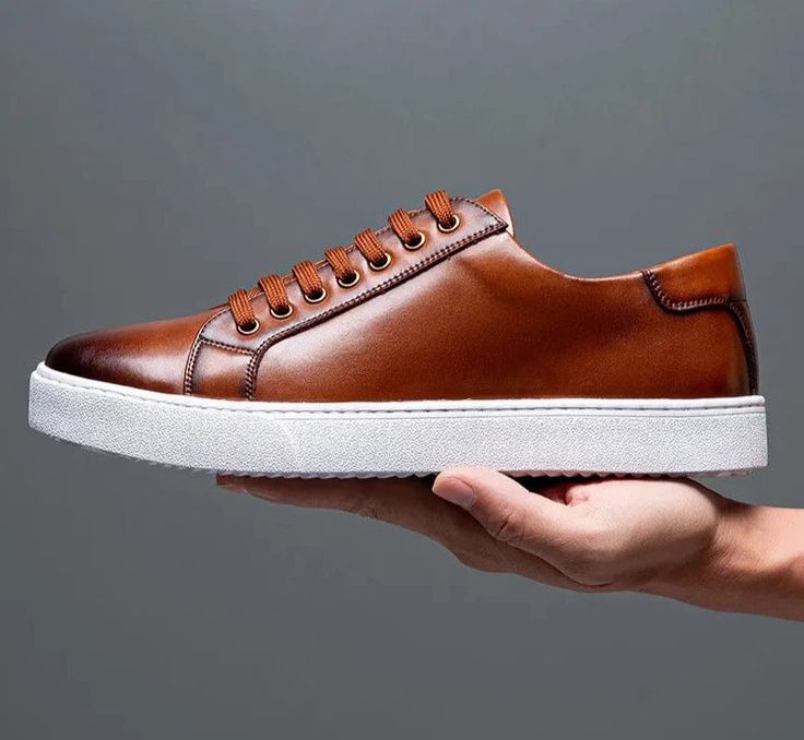 yuvrajbains30's tweet image. Which shoe style best suits your office attire? #OfficePoll #WorkStyle