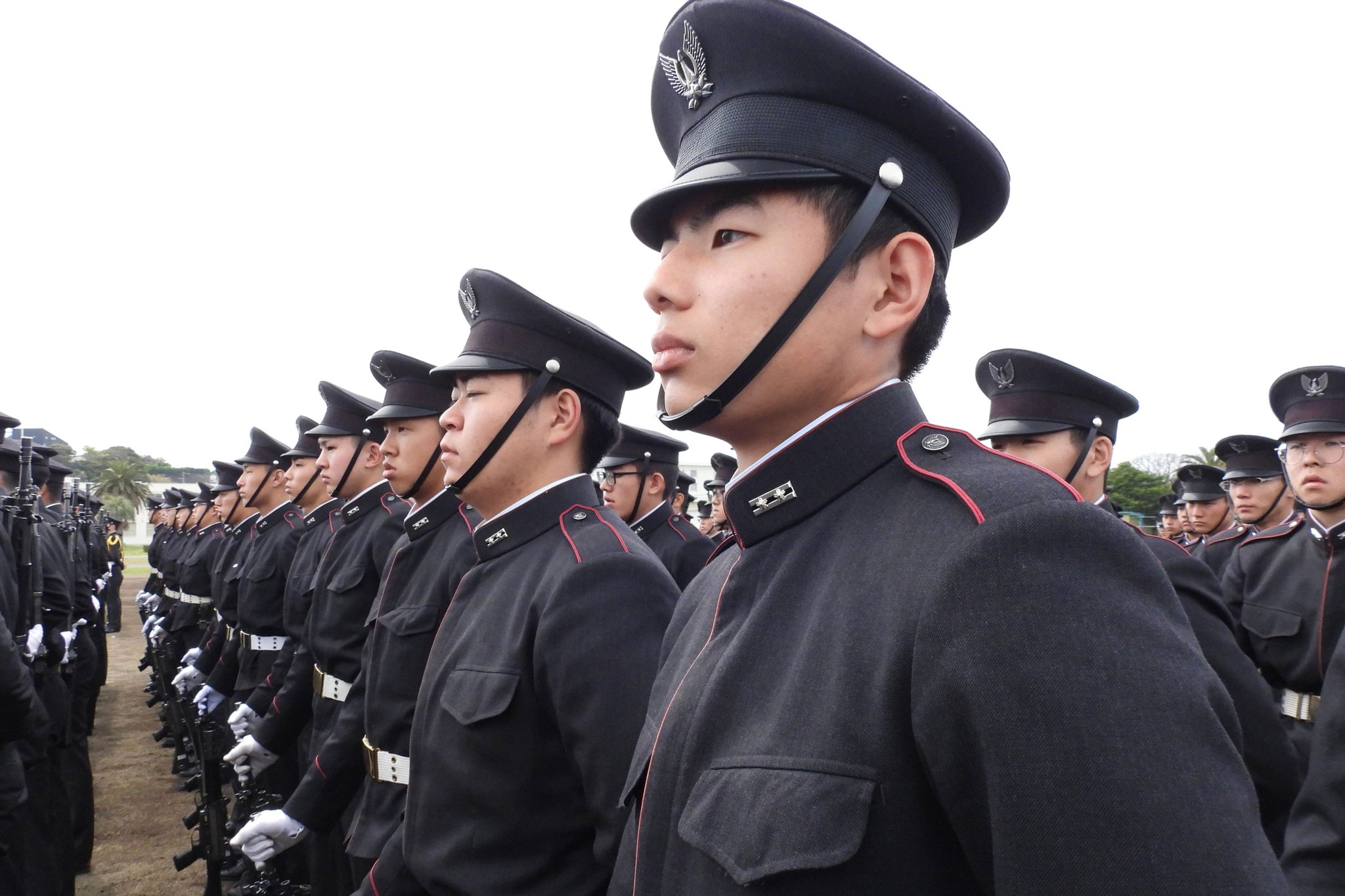 陸上自衛隊高等工科学校櫻友会会員章　純金24金張り 陸上自衛隊高等工科学校櫻友会会員章 純金24金張り