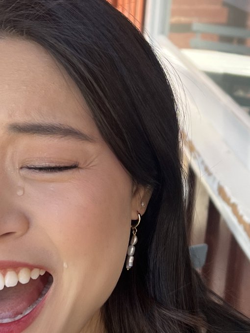 untangled a necklace and cried in the process (left eye only though) https://t.co/zjpXXUhAFW<a href="/tag/hungergames"class="tags"><span>#hungergames</span></a><a href="/tag/theballadofsongbirdsandsnakes"class="tags"><span>#theballadofsongbirdsandsnakes</span></a>