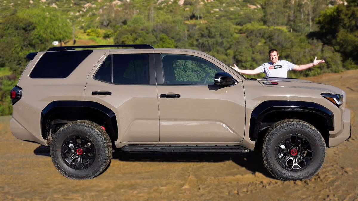 The new 2025 Toyota 4Runner is here, and it's awesome. Check out the most thorough tour yet: youtube.com/watch?v=kmtbk0…