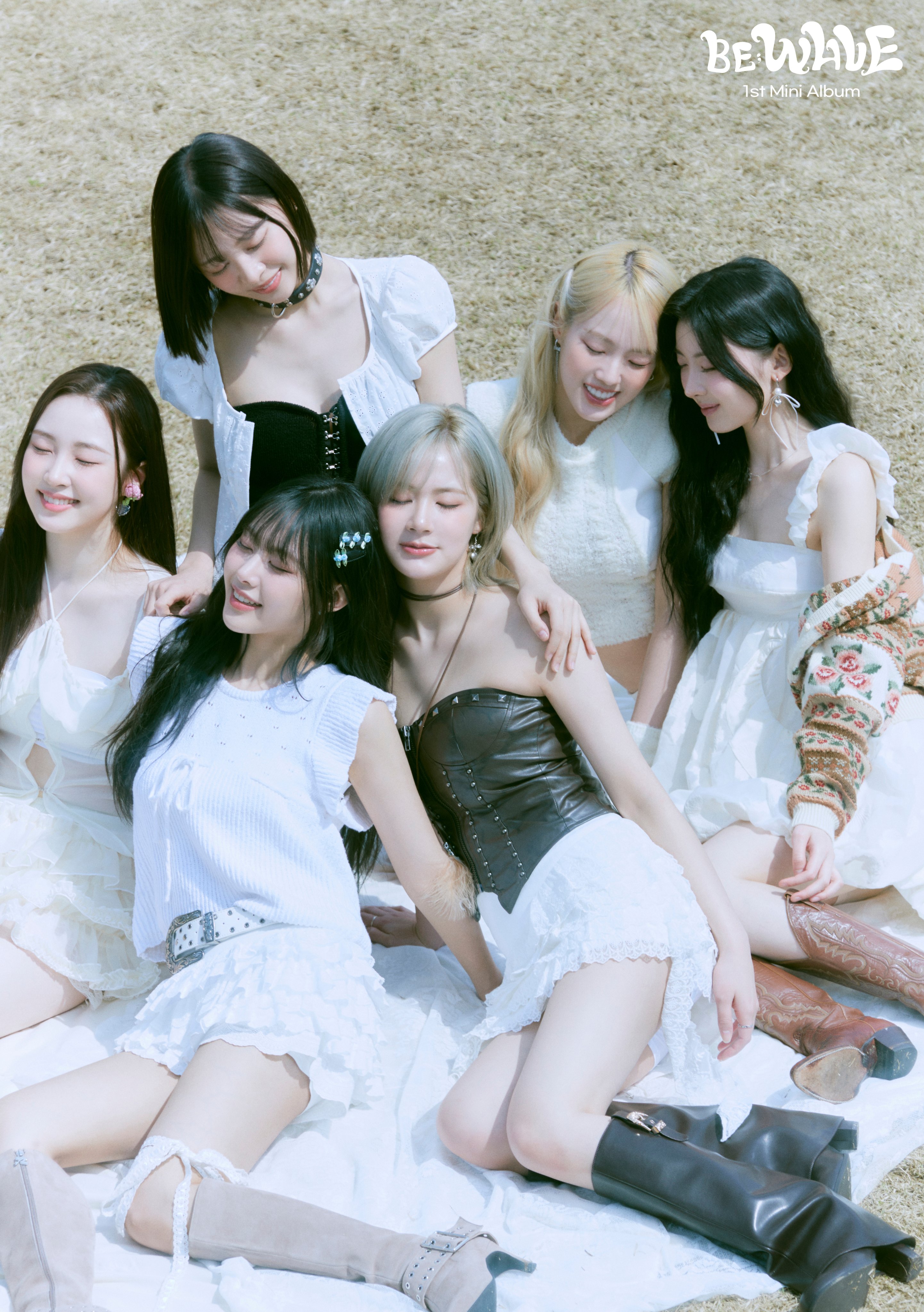 GKxZPtubsAAJ7sd?format=jpg&name=4096x4096