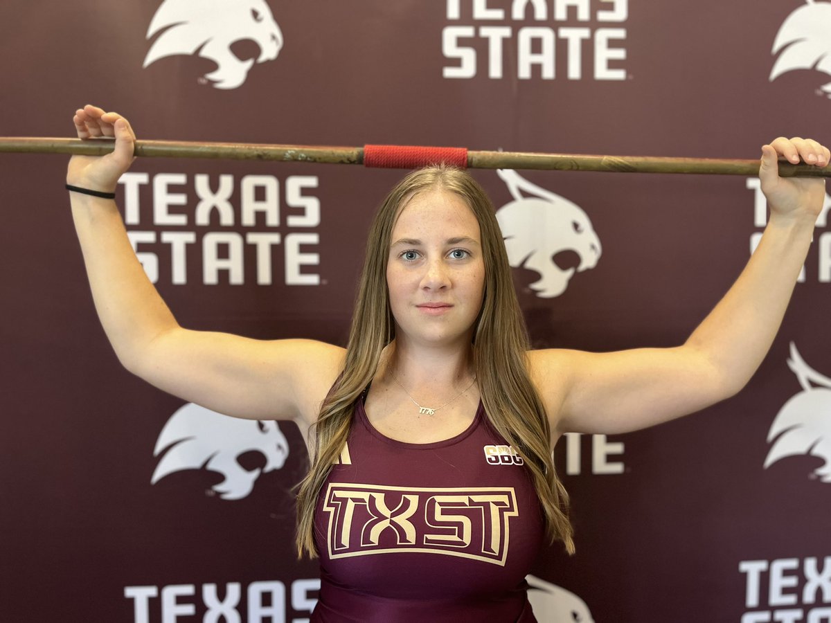 So excited for my daughter, @MckenahSears !! Dreams come true when you work your 🍑 off! This kid devoted herself to coming back from a meniscus transplant & fought through physical and psychological pain to get where she wanted to be! #EatEmUp cats!! @coachfraztxst