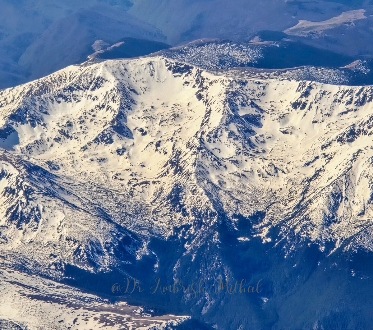 DrAmbrishMithal's tweet image. #viewfromthewindow #viewfromtheplane 
#docpix