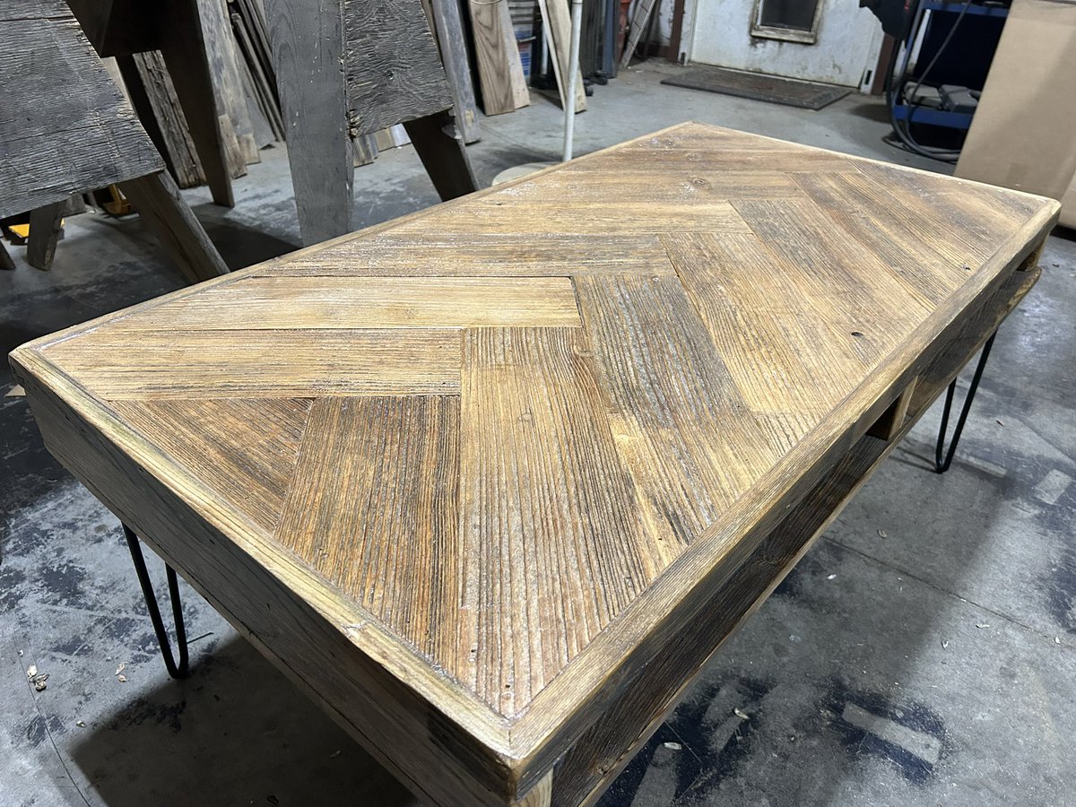 When you assemble a table at night and box it up you get mediocre shop pics….mediocre shop pics. #mailitin #reclaimedwood #wobblyknobwoodco #coffeetable #cubbies #storage #recycle #upcycle