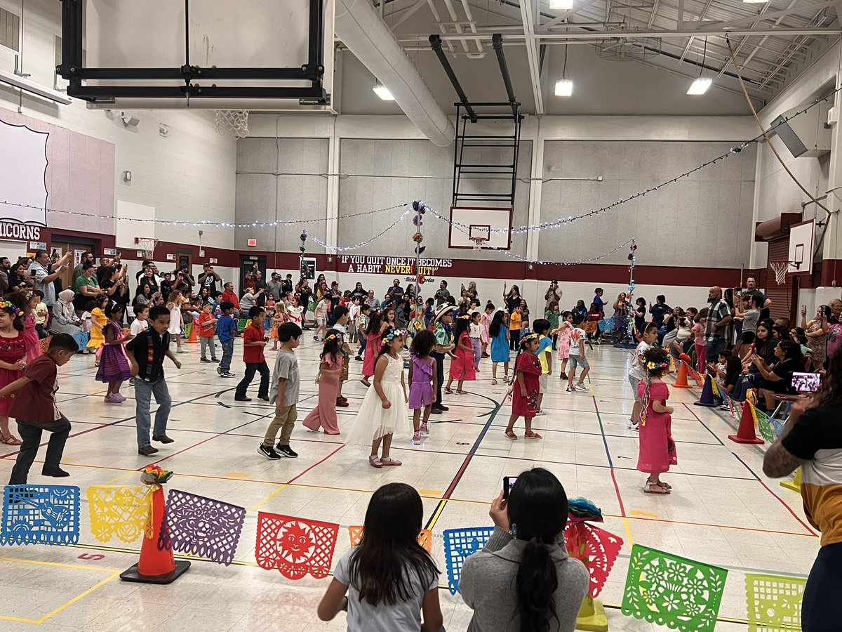 🎉✨ Our Kindergartners rocked the house at the 3rd annual KIOSA Fiesta performance! 🌟 Huge shoutout to Coach Parral, Coach Ramirez, our awesome teachers, and the amazing PTA for making it all happen! Let's keep the party going! 💃🎉 #KIOSAFiesta #Kindergarten #EversUnicorns