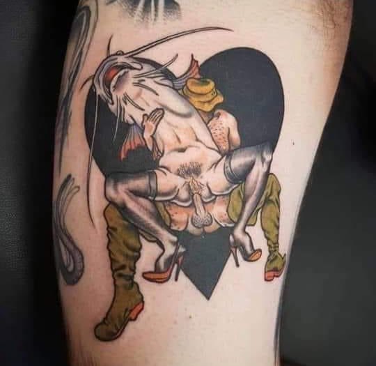 JoleneBecca's tweet photo. Your girl Becca getting inked 🤪 bet yall with you could have tats like this https://t.co/kYT379tNZq