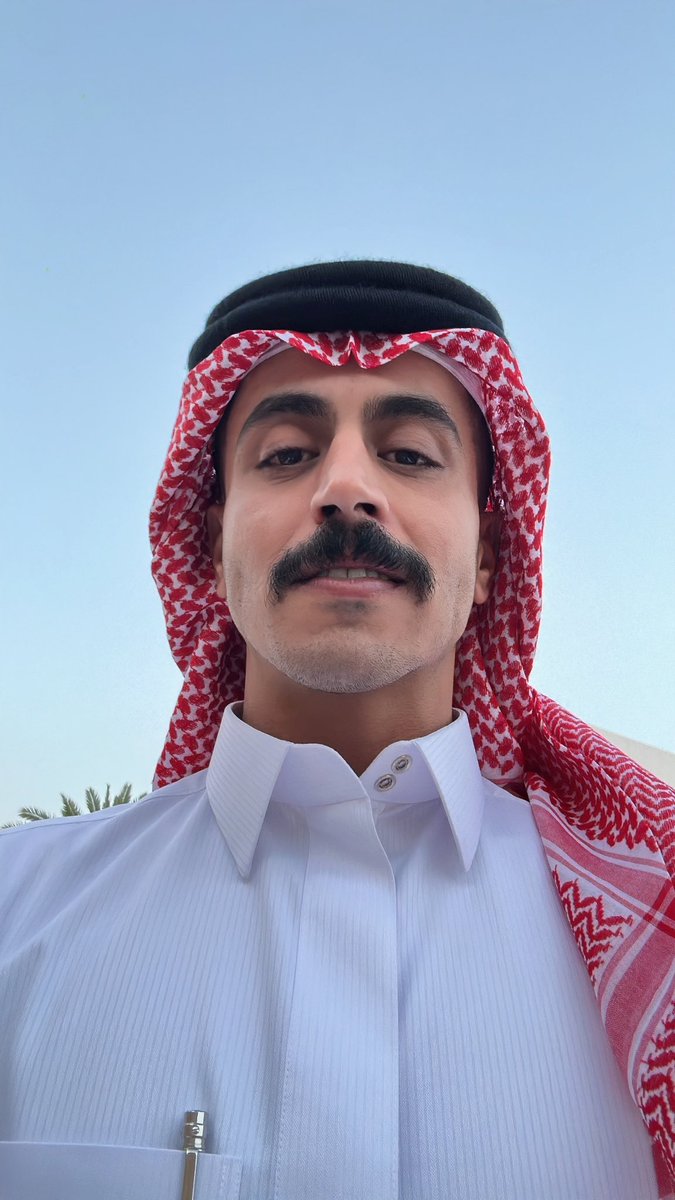 عيدكم مُبارك .. و كل عام وانتم بخير 
والله يعيده علينا وعليكم اعوام عديده 🤍
#عيد_الفطر_المبارك