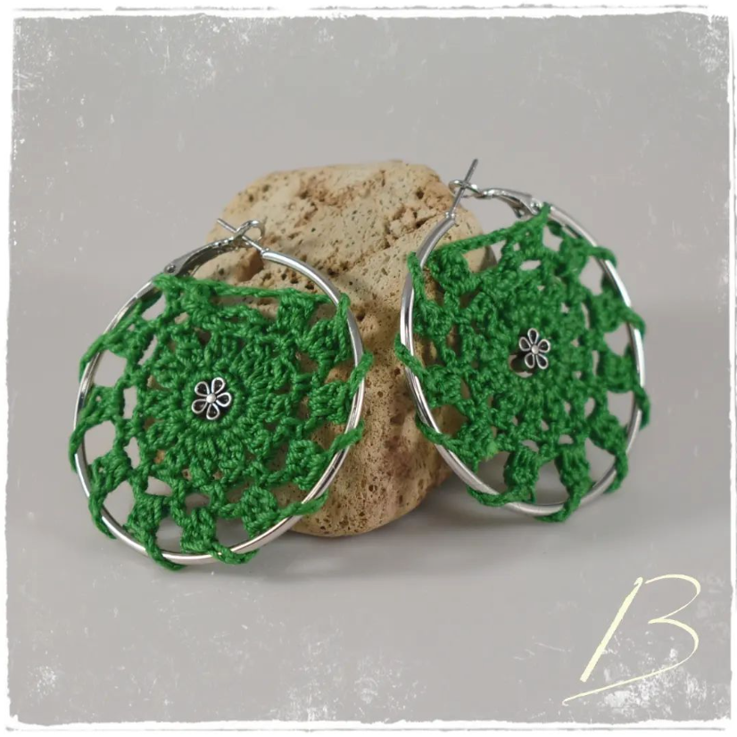 Another set of earrings ✳️

#belio #beliocrochet #amigurumi #crochet #ganchillo #earrings #pendientes #aros #aretes #bisutería jewelry