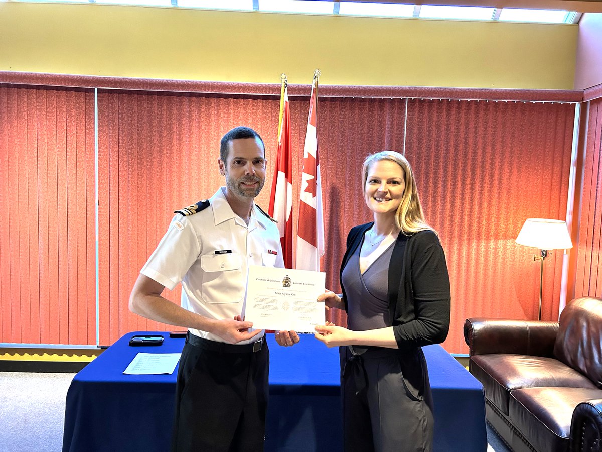 HMCS Malahat has enrolled its newest sailor, Maia Kirk, who is joining up as a Naval Combat Information Operator (NCI OP). Welcome aboard Maia!

@RoyalCanNavy
#WeTheNavy #ReadyAyeReady #victoriabc #yyj