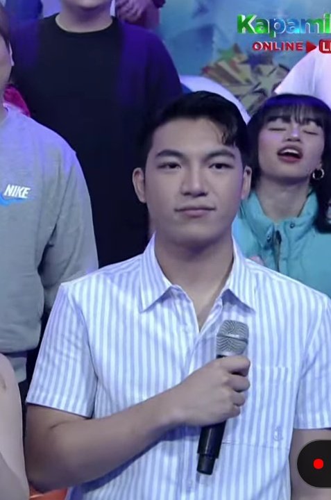 CarlosMiguel652's tweet photo. Ampogi ni Darren!
#DARREN @Espanto2001
#ShowtimeMyFUNanghalian
#ShowtimeWinWinWin https://t.co/JJMTIzQM24