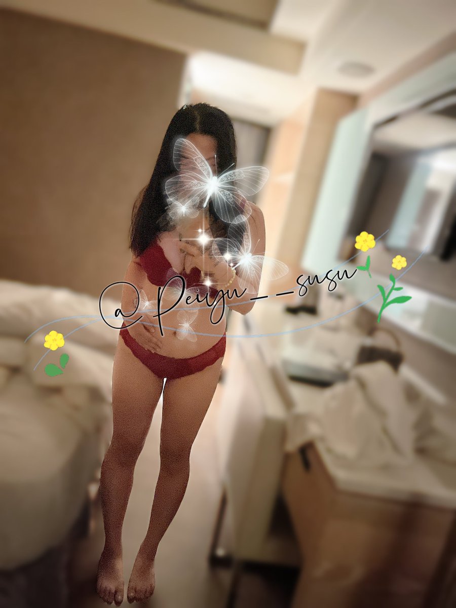 你們都說黑色好看好性感
但偏偏我就不適合黑色系列😆
-

這算是天生骨子裡基因叛逆嗎（？

#適合小碎花和淺色系列的小廢物🧬 https://t.co/8snrQyeZ0d
