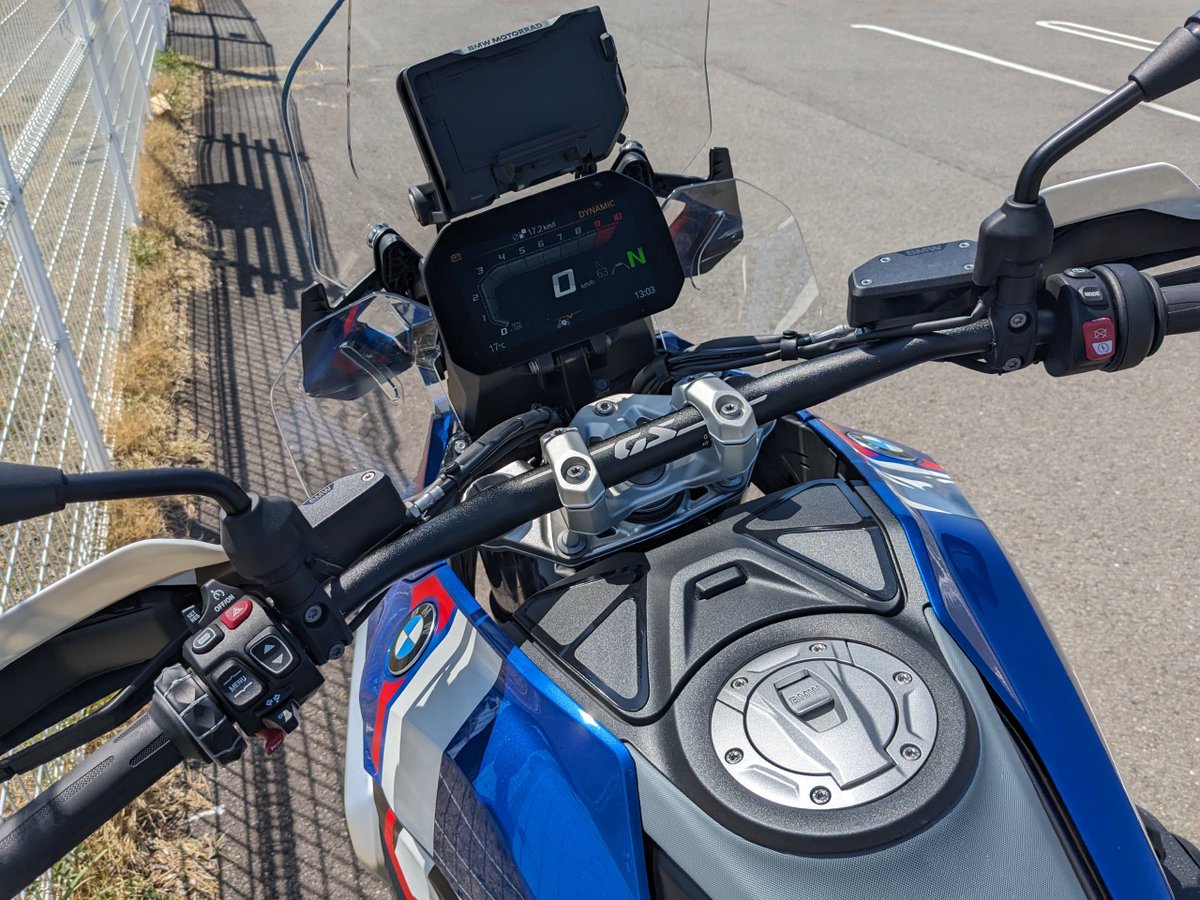 Moto NAVI（モトナビ）No.124発売中！ ライダーが愛用する「満足